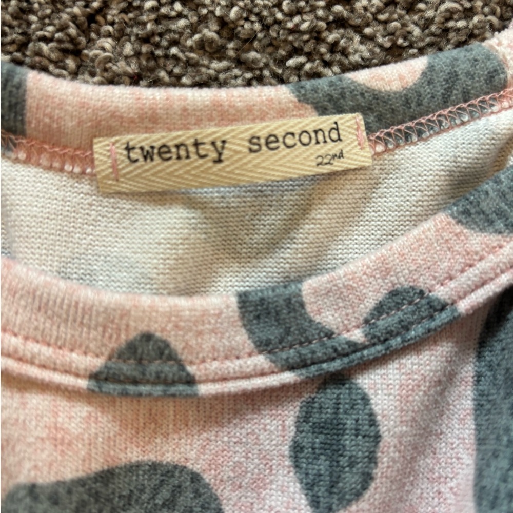 Leopard Print Halter Top - Picture 2 of 3